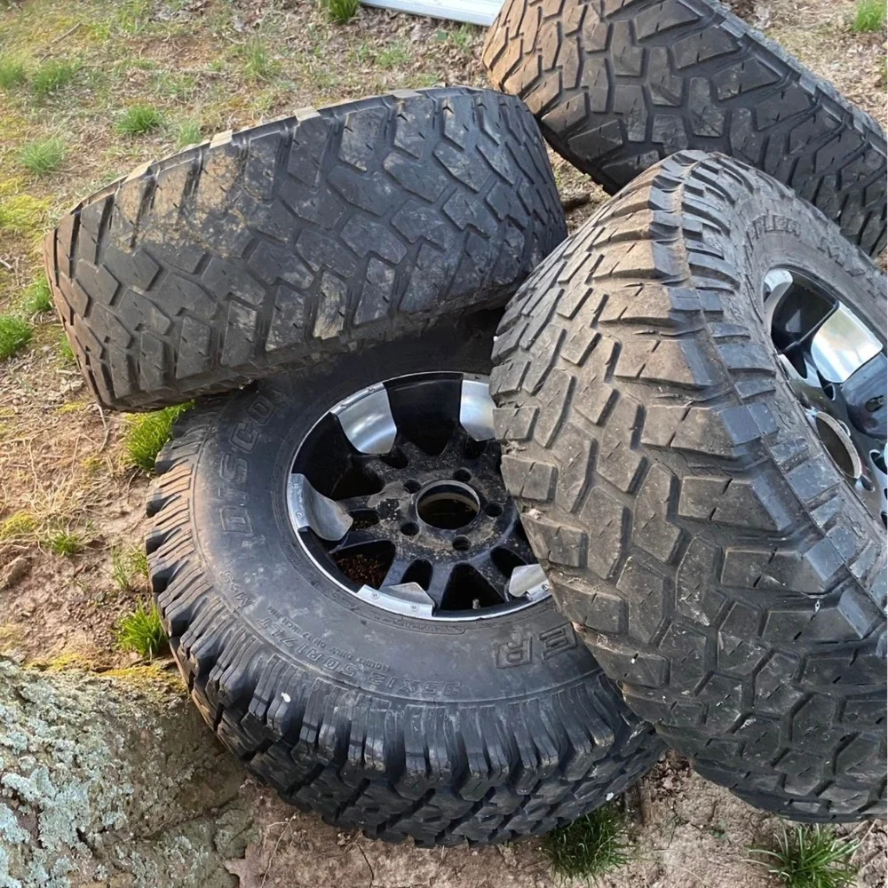 Cooper Discoverer STT Pro Tires with Alloy Wheels